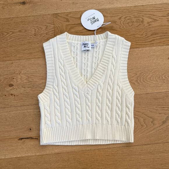 Princess Polly Sweaters - Princess Polly - Sydney Cropped Sweater Vest in Cream